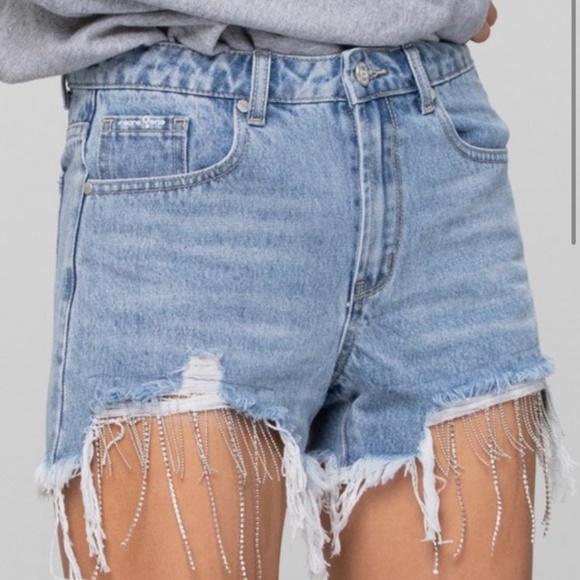 Denim shorts with bedazzled fringe ✨ - Picture 4 of 5